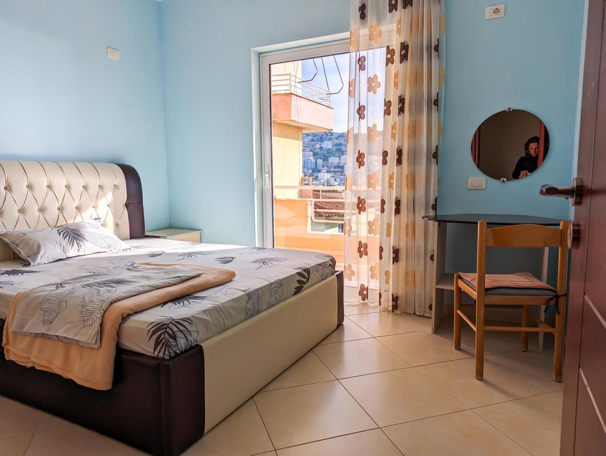 Sarah'S Apartments - 5 Min Walk To Beaches & Boulevard - Big Balcony! Sarandë Eksteriør billede