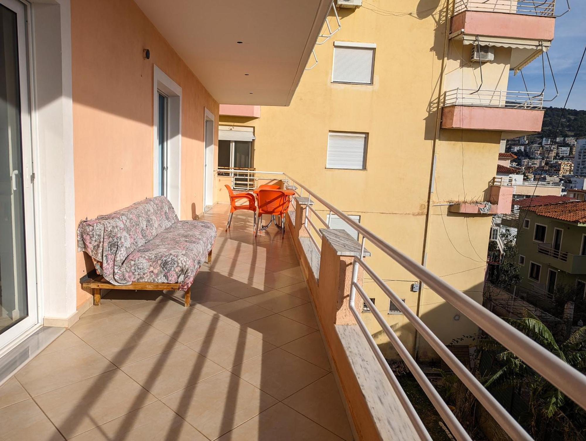 Sarah'S Apartments - 5 Min Walk To Beaches & Boulevard - Big Balcony! Sarandë Eksteriør billede
