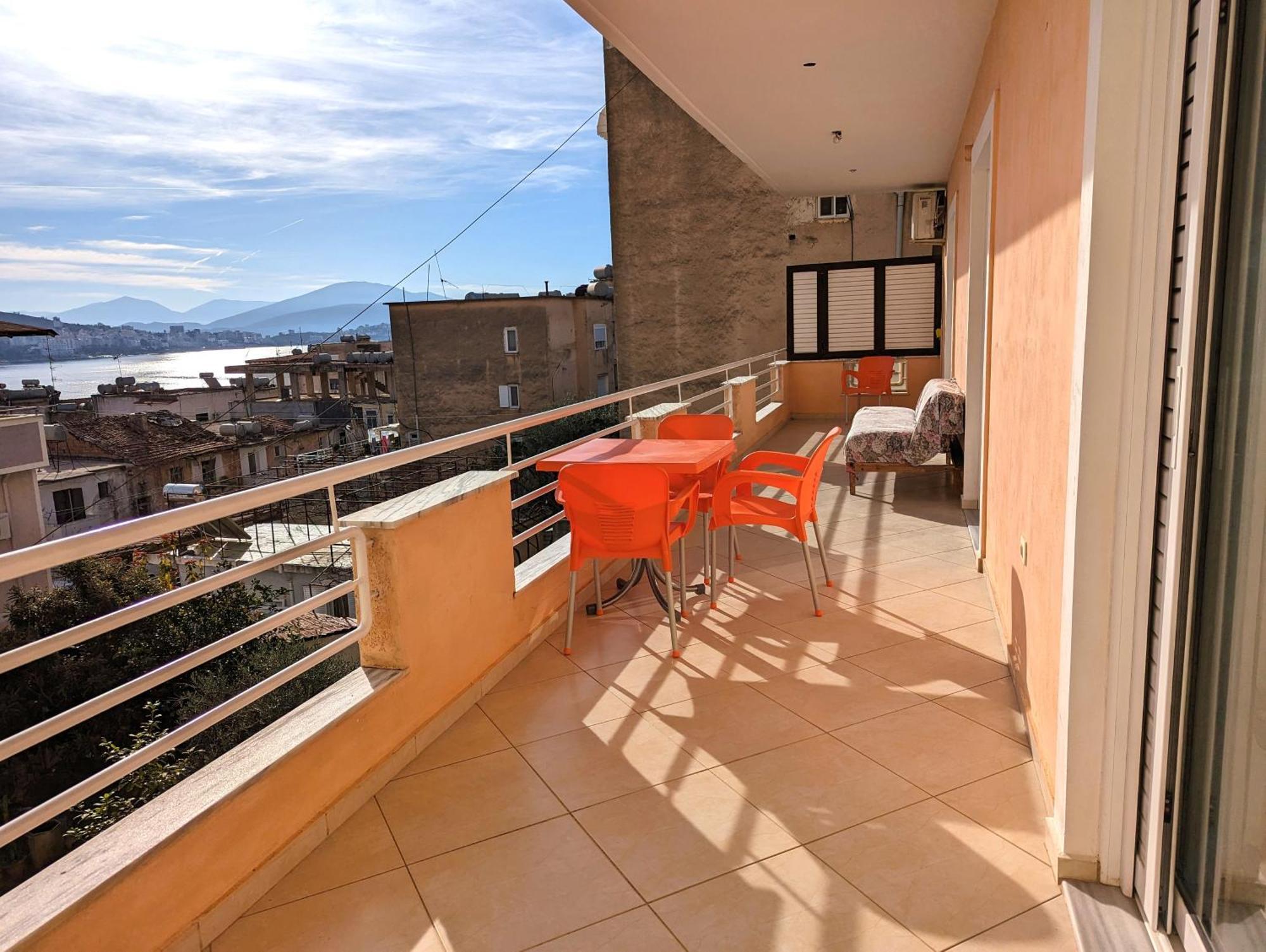 Sarah'S Apartments - 5 Min Walk To Beaches & Boulevard - Big Balcony! Sarandë Eksteriør billede