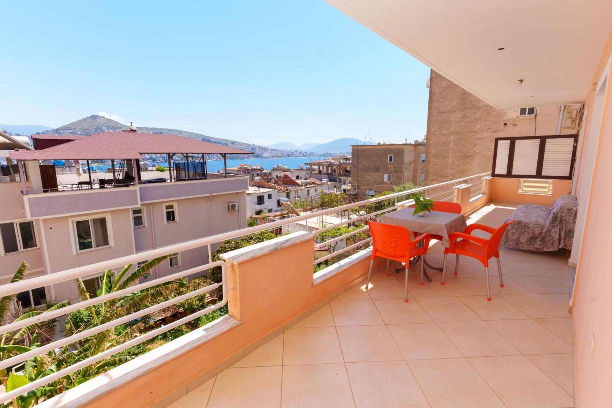 Sarah'S Apartments - 5 Min Walk To Beaches & Boulevard - Big Balcony! Sarandë Eksteriør billede